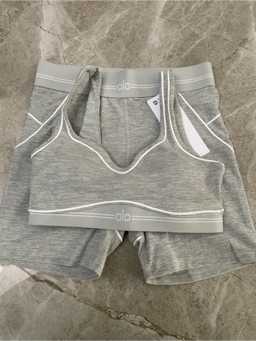 ALO Yoga Heather Gray Sports Bra and High-Waist Bike Shorts Set - Picture 3 of 3